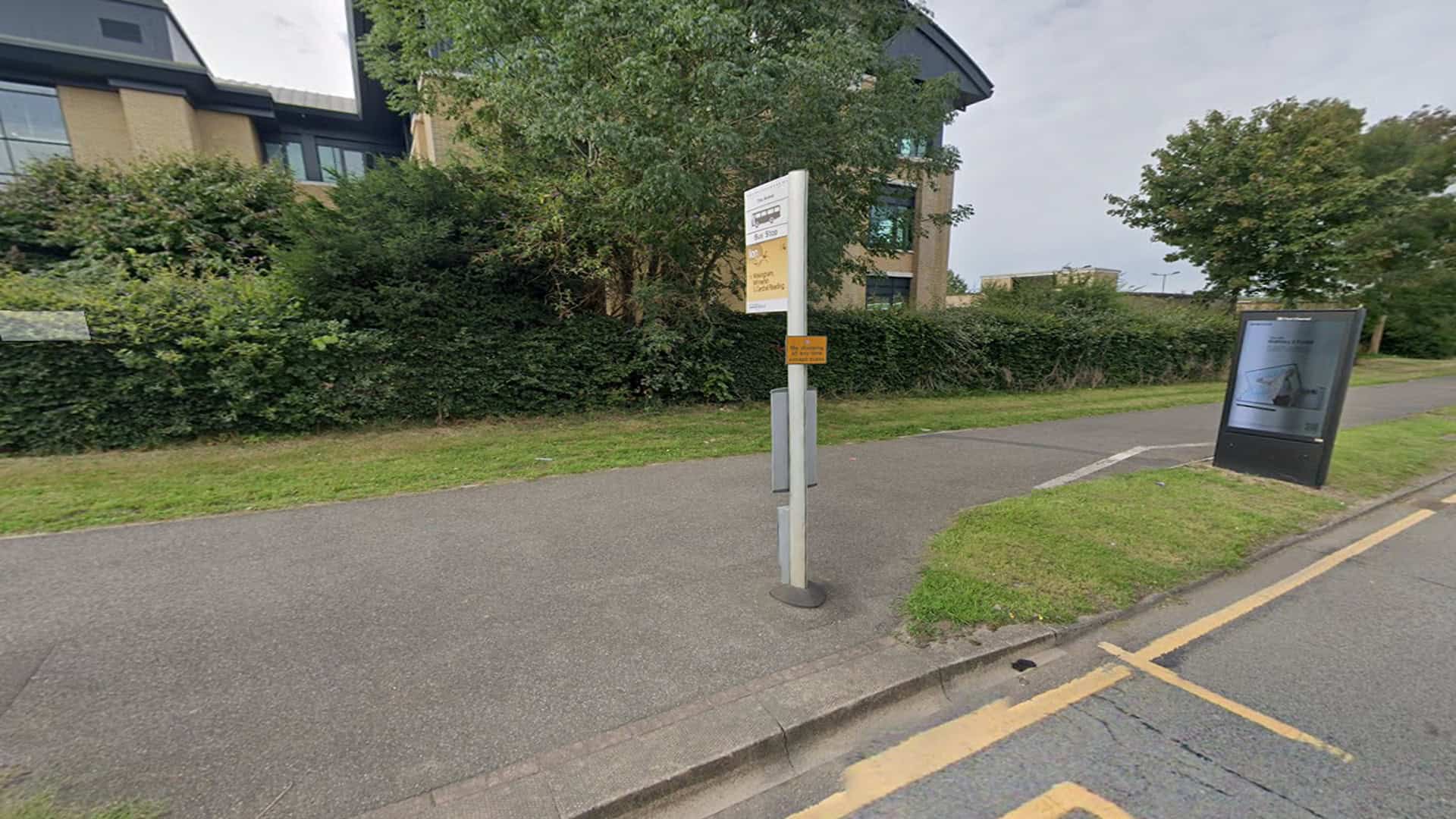 Stop 1 Western Road (Downshire Way)